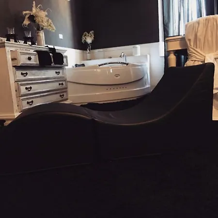Le Supreme Love hotel *